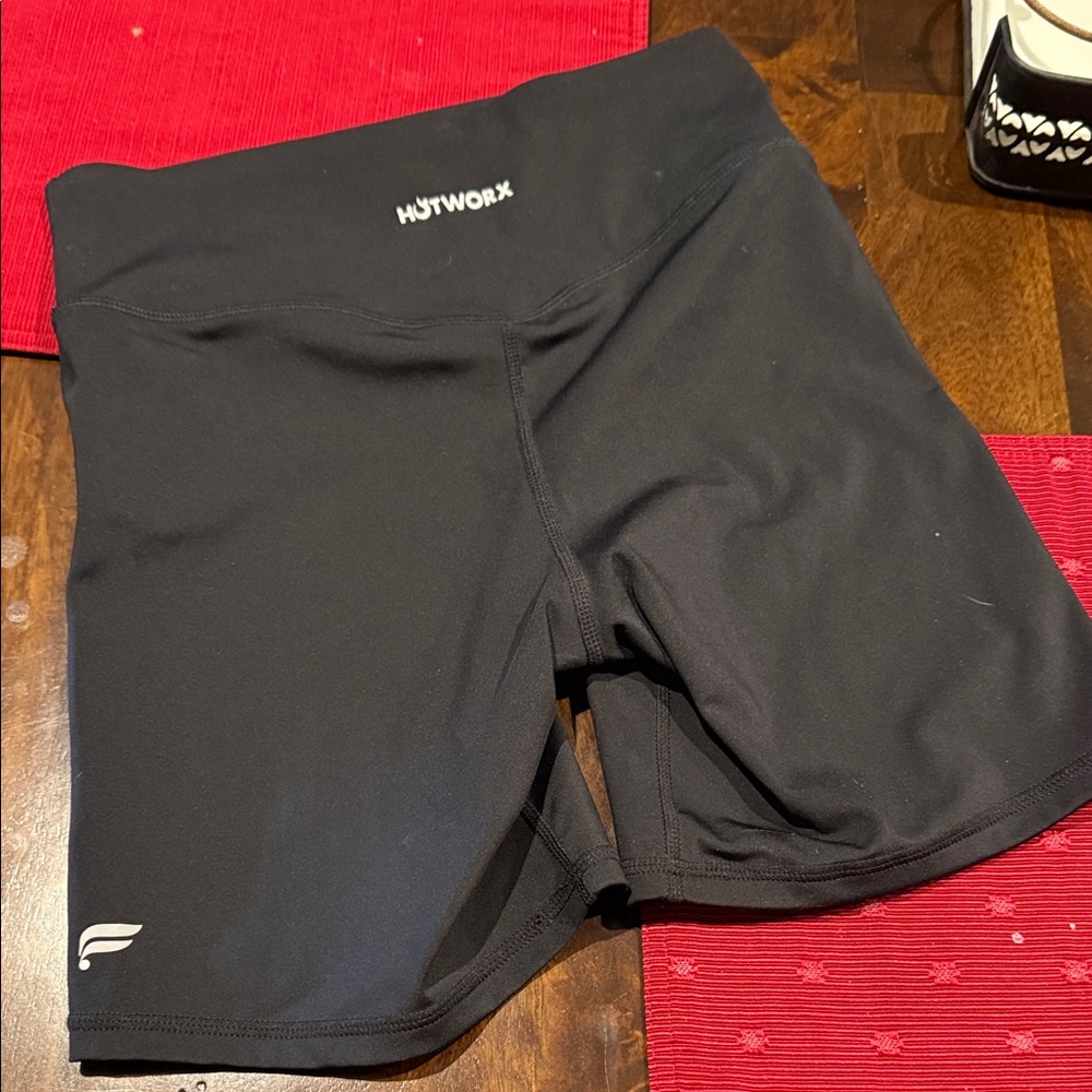 HotWorx small Black Women's Shorts biking fila exercise bottoms small - Picture 3 of 5